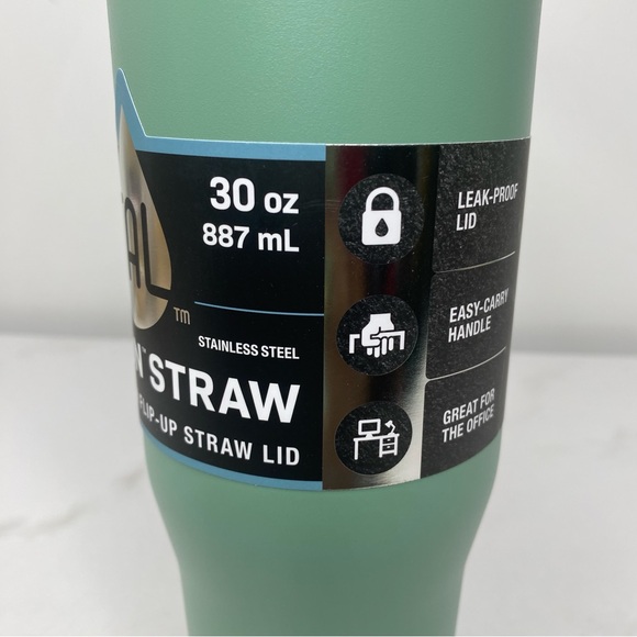 Reusbale Quencher Water Hydration Tumbler 30oz - Picture 5 of 10